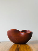 Load image into Gallery viewer, mid-century undulating bowl with handle

